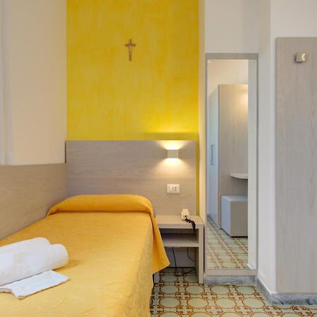 Hotel Nella Rimini Zewnętrze zdjęcie