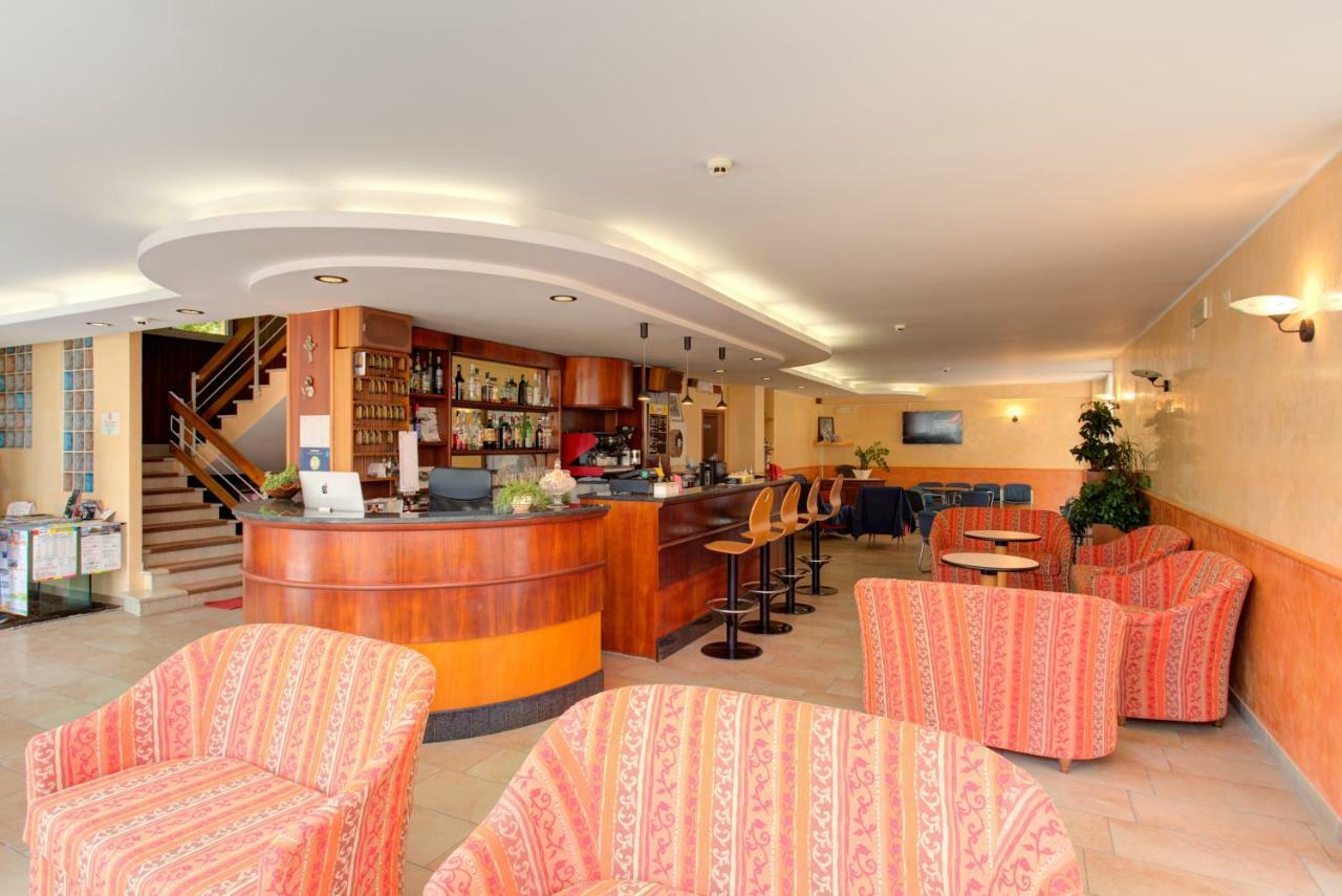 Hotel Nella Rimini Zewnętrze zdjęcie